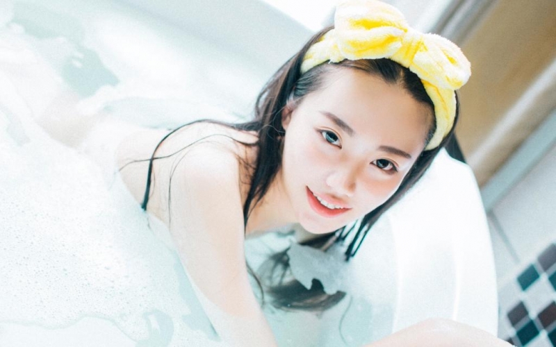 浴缸美女湿身诱惑性感撩人热图