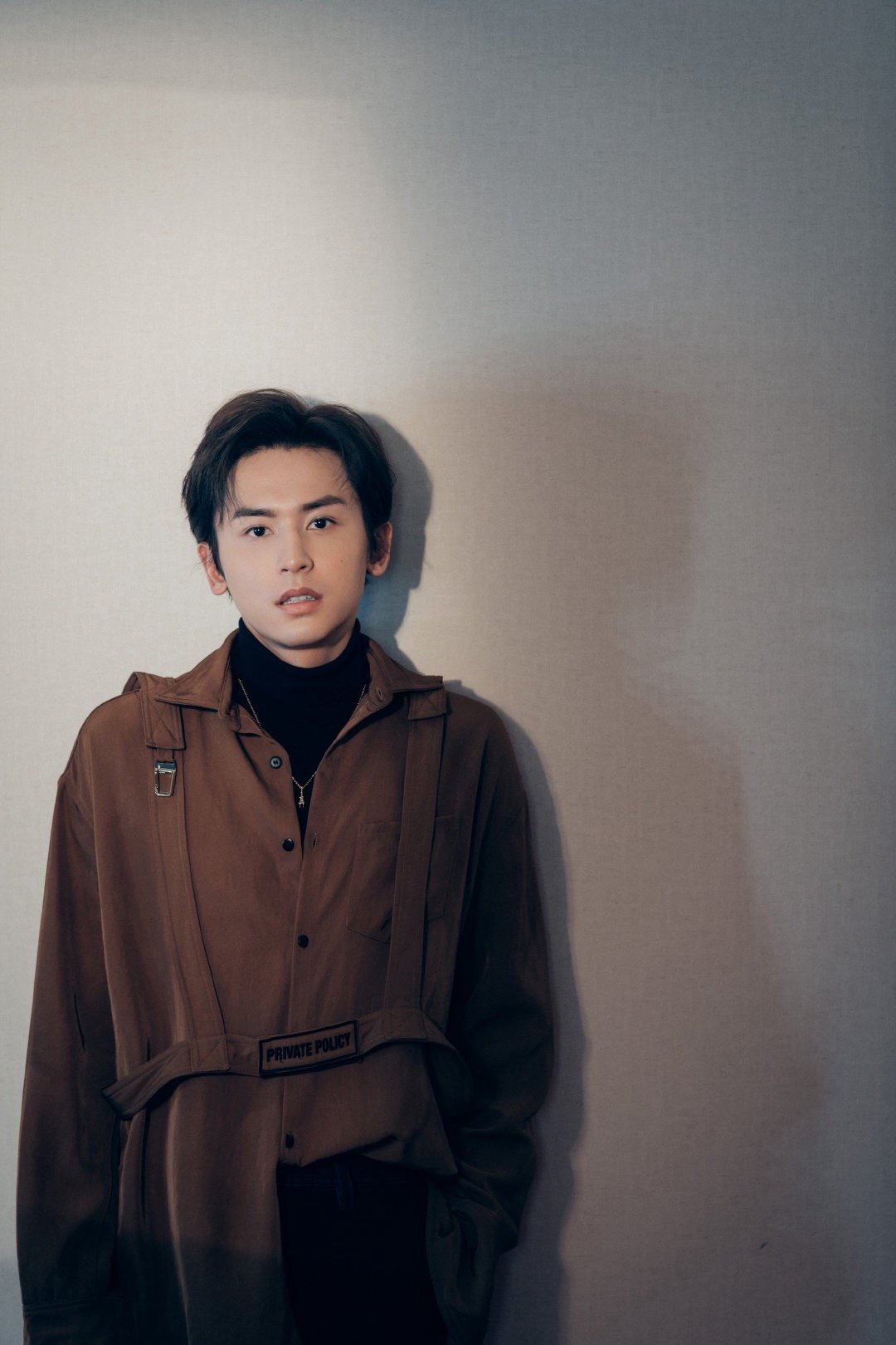 张哲瀚《博客天下》8月刊封面大片新鲜出炉