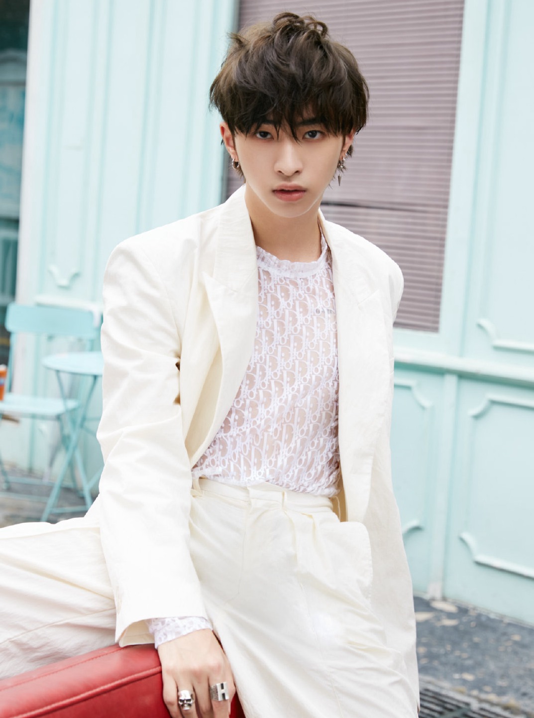 伊能静儿子庾恩利入驻微博时尚短片公开