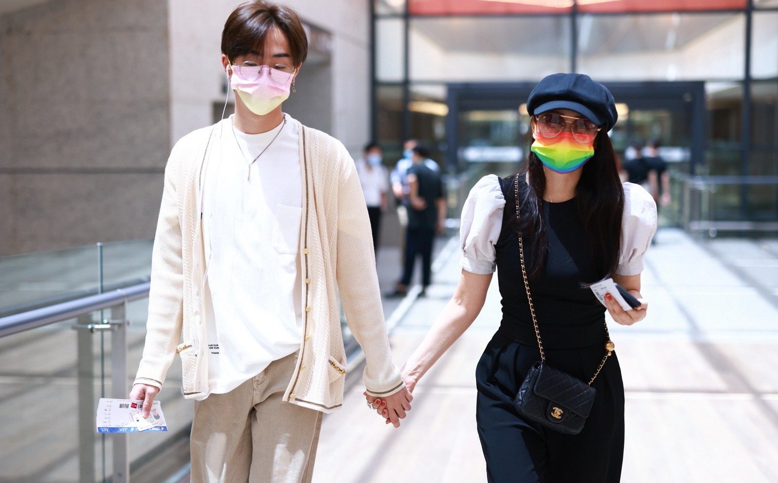 伊能静儿子庾恩利入驻微博时尚短片公开