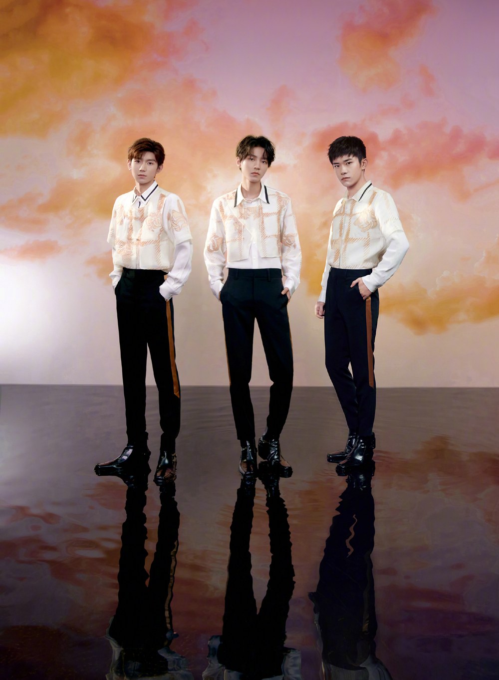 TFBOYS组合出道八周年三人合照精美图集
