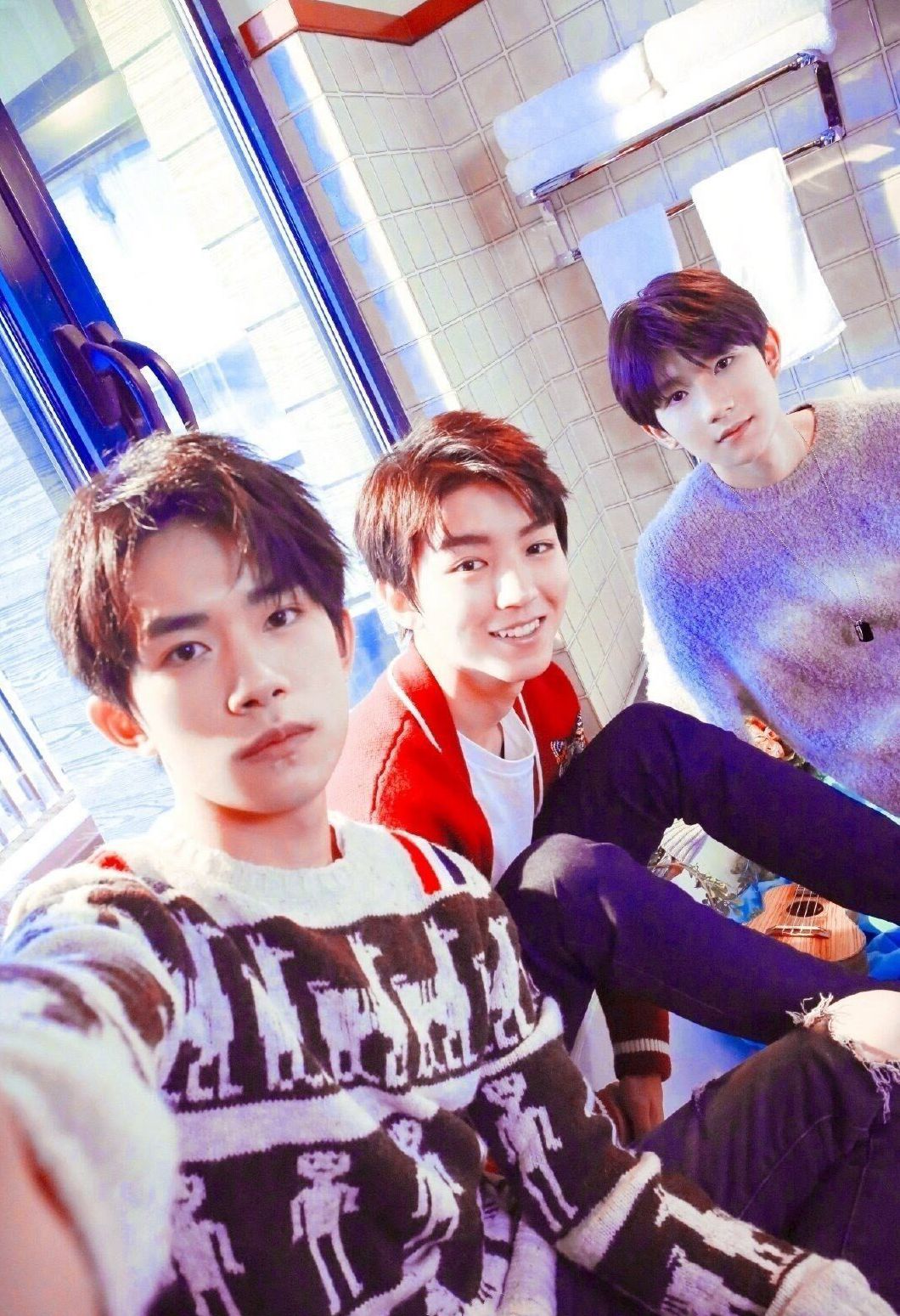 TFBOYS组合出道八周年三人合照精美图集