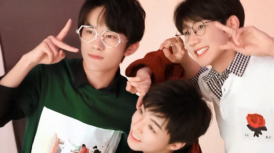 TFBOYS组合出道八周年三人合照精美图集