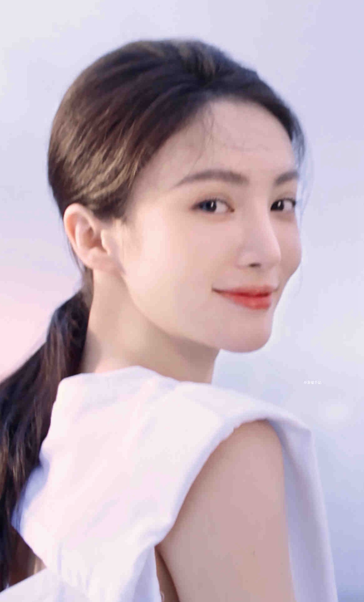 金晨海边度假兰蔻LANCOME代言美照