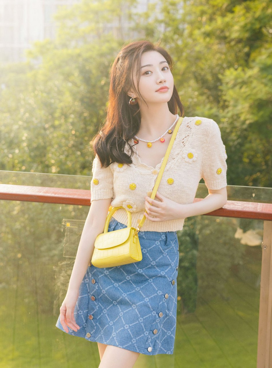 景甜夏日郊游清新甜美写真美照