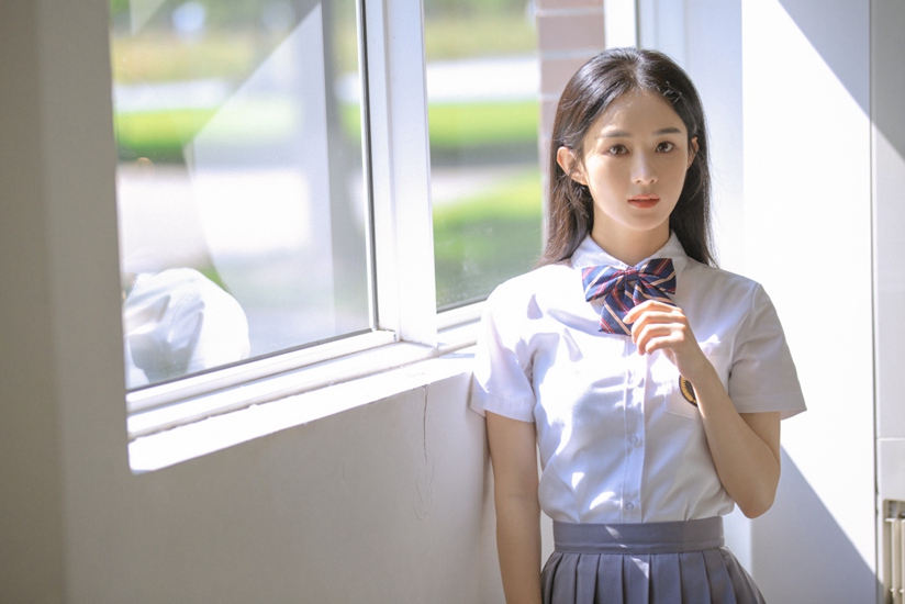 赵丽颖演的吴恬静甜美学姐MV截图