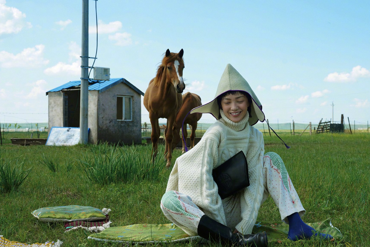 郭采洁有多喜欢羊和草原最新游牧大片