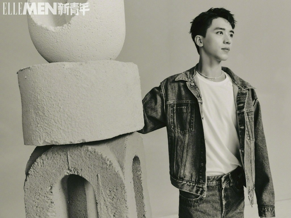 许魏洲酷帅造型尽显成熟魅力写真