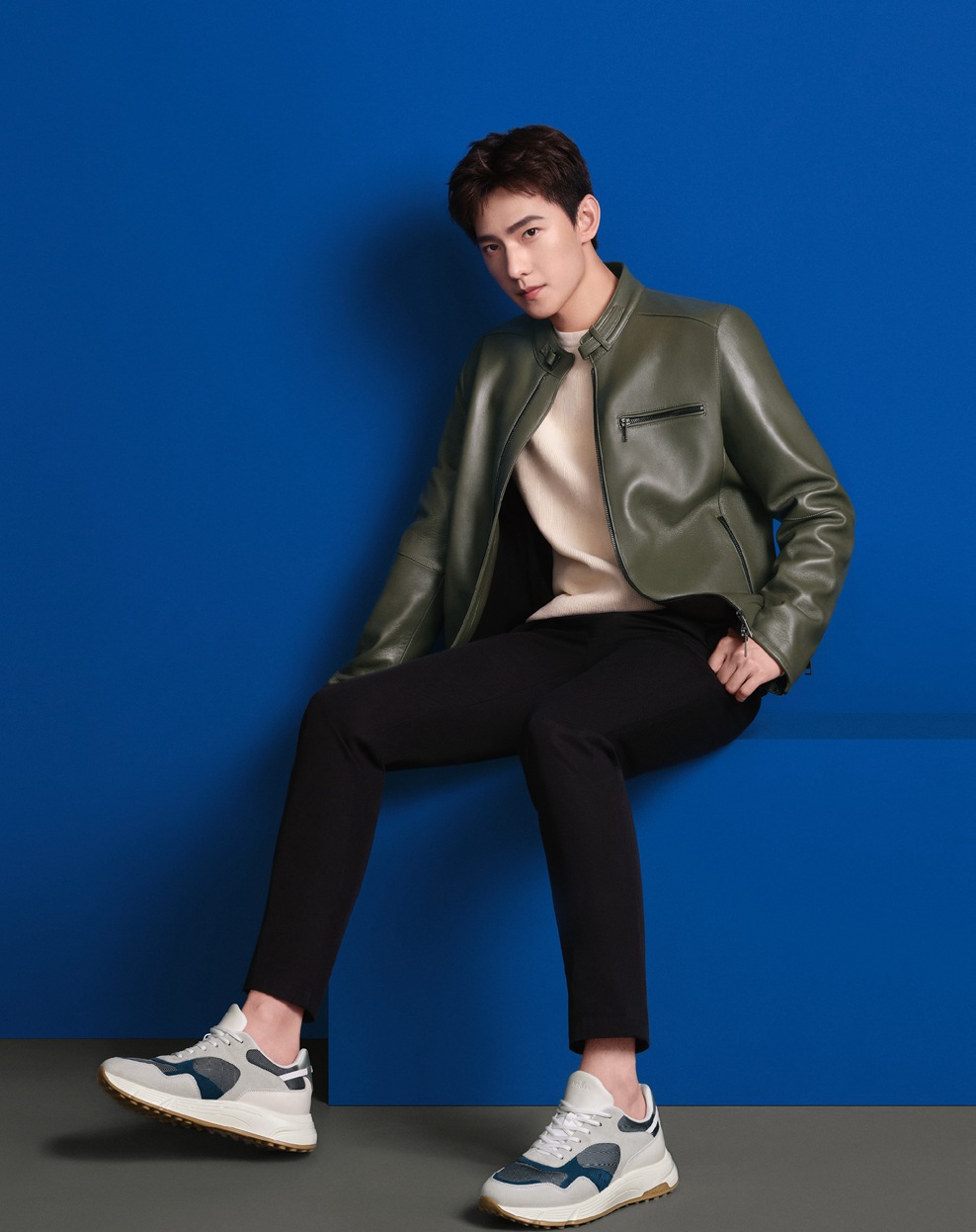 限定秋日男友杨洋红蓝秋冬大片