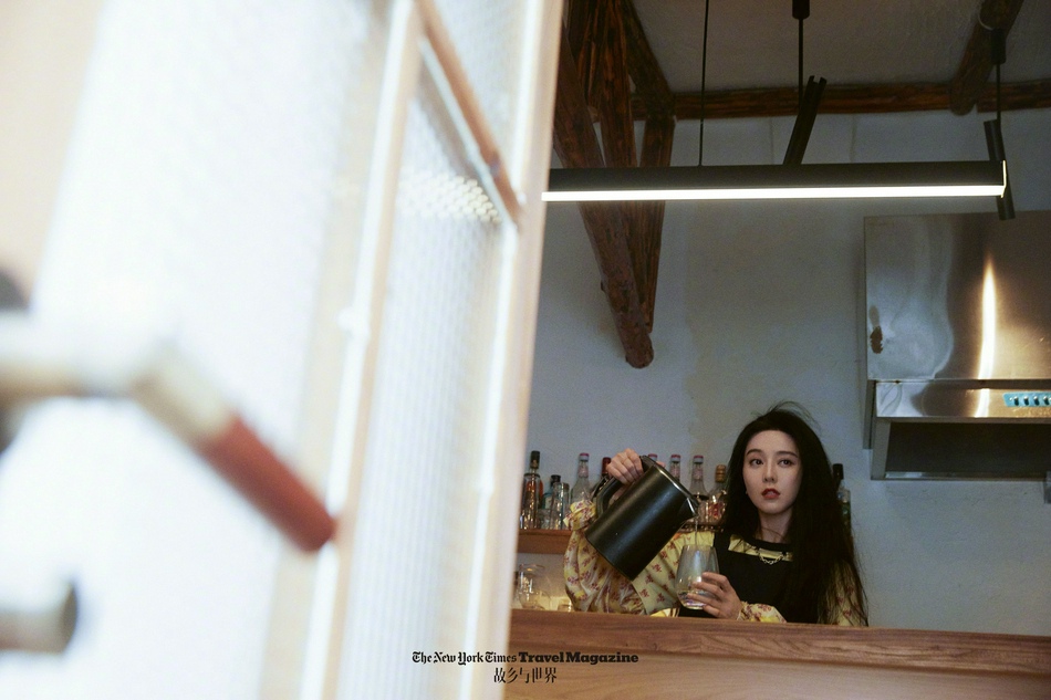 范冰冰复古造型化身摩登女郎写真