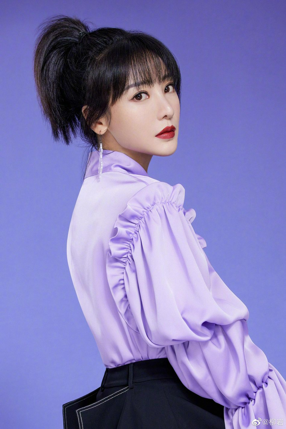 柳岩小清新造型少女感十足写真