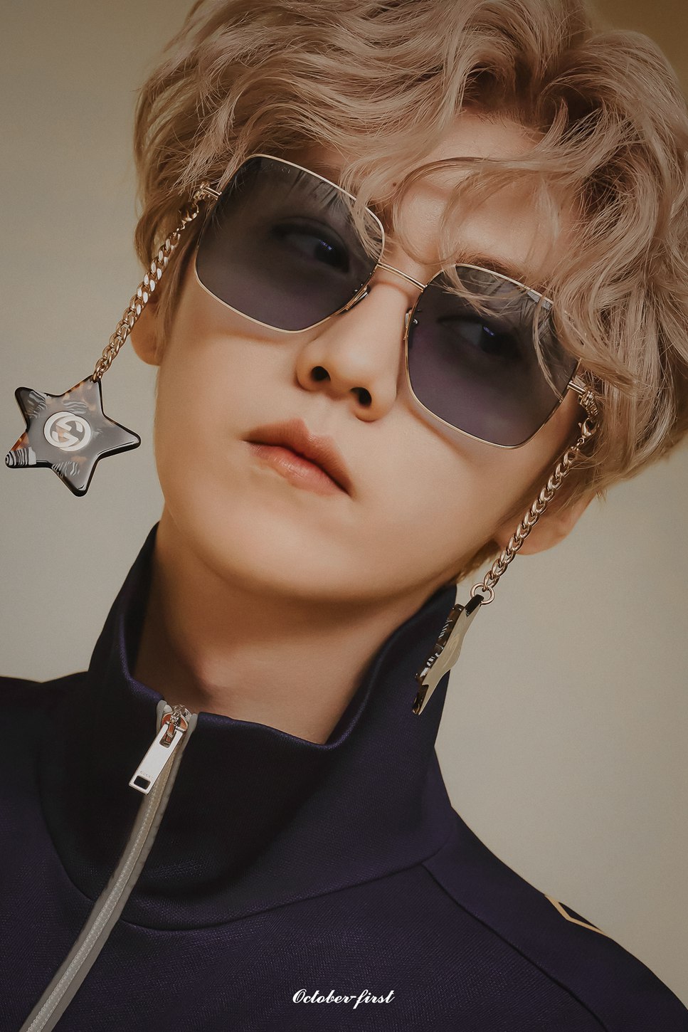 鹿晗时装L’OFFICIEL 9月刊内页大片