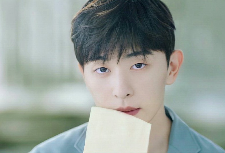 邓伦清爽干净斑布品牌代言图片