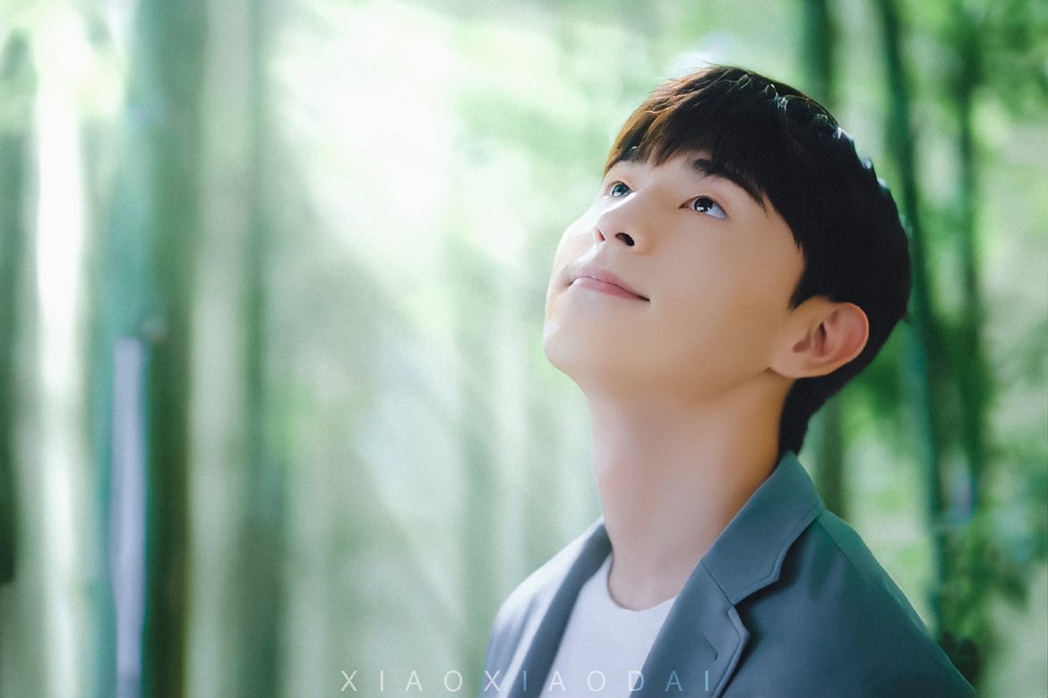 邓伦清爽干净斑布品牌代言图片