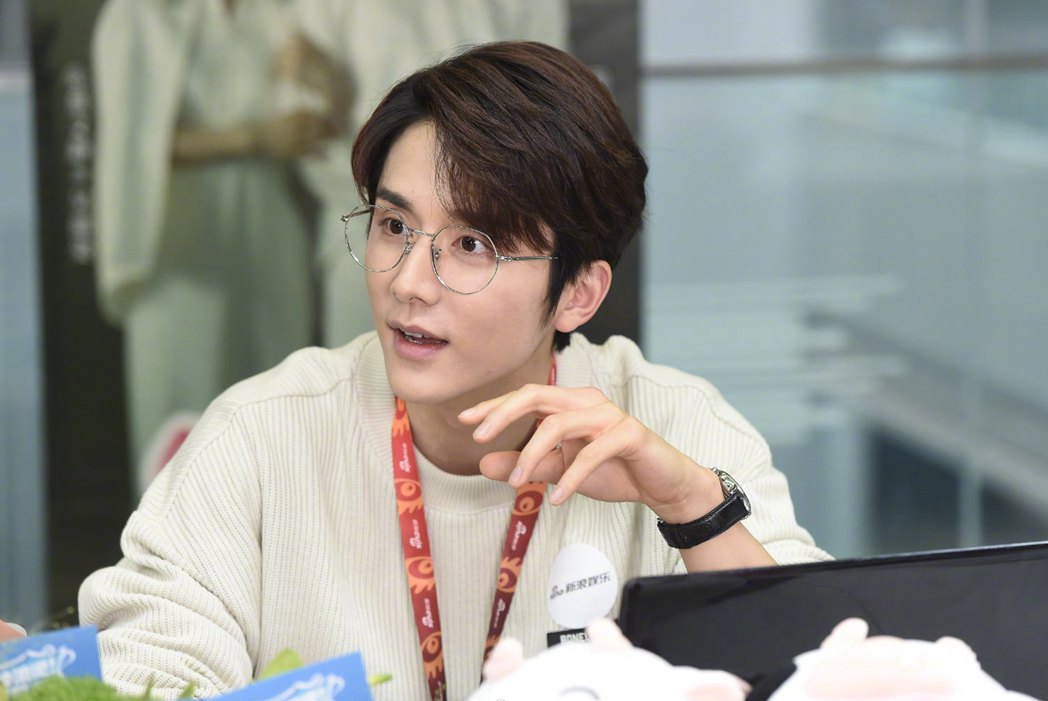 励志夫妇张新成蔡文静新浪扫楼又甜又可爱合集