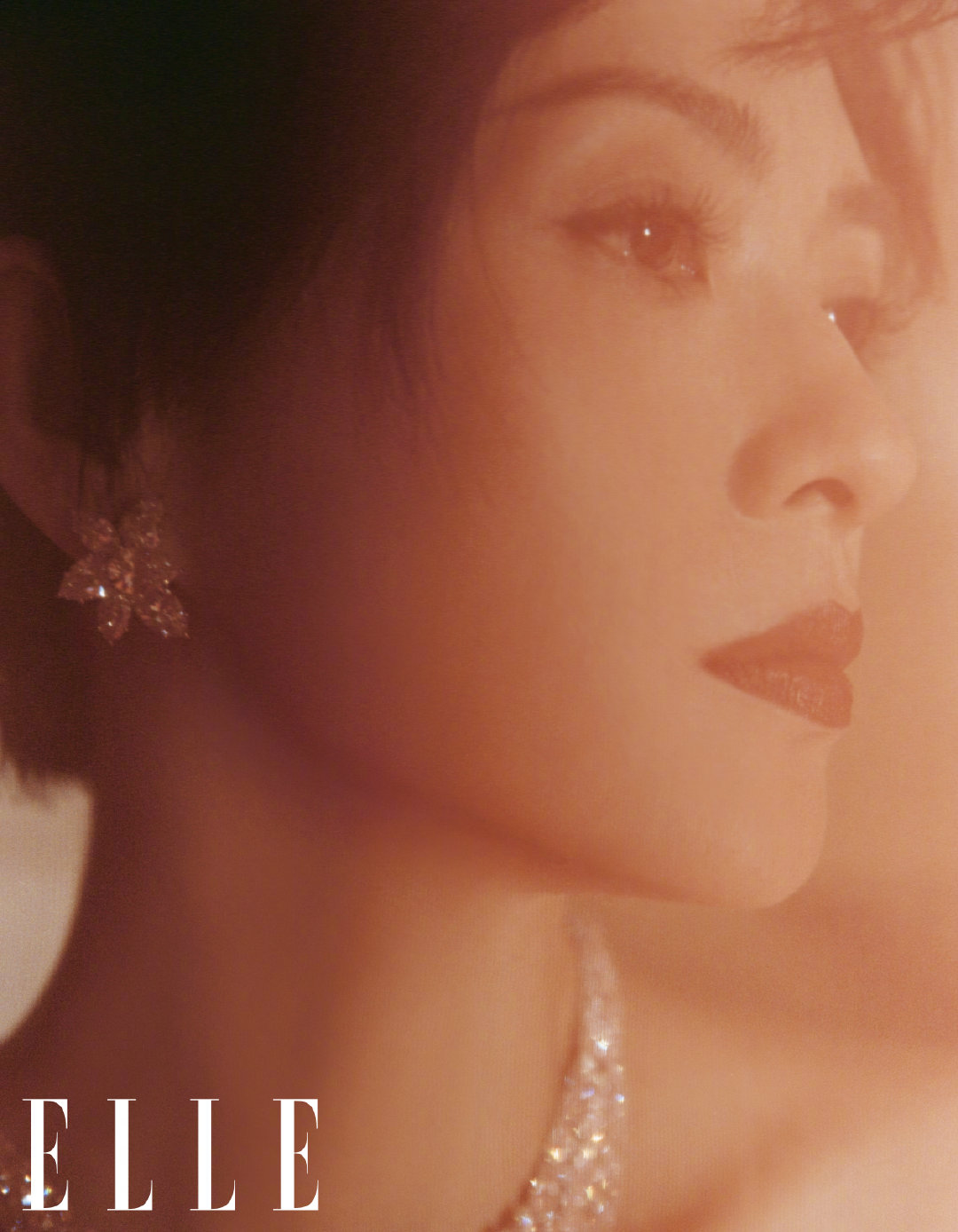 章子怡ELLE周年刊封面短发造型亮相