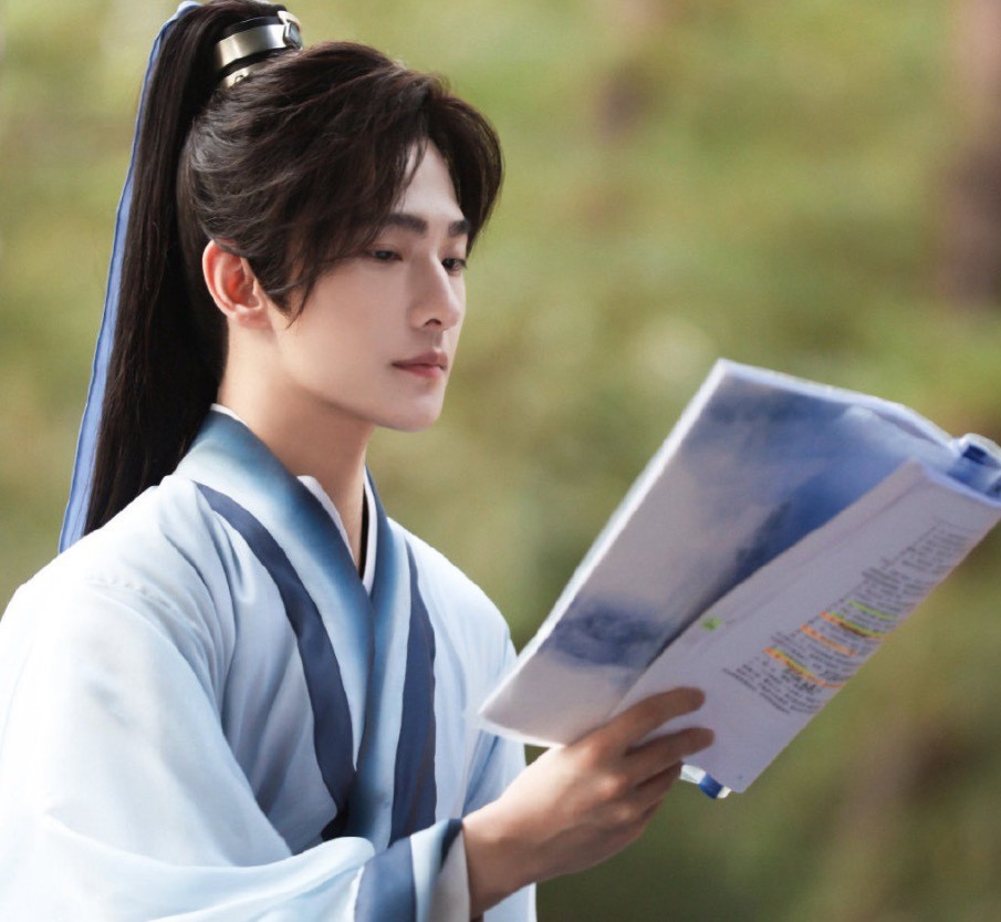 杨洋且试天下精致妆造丰兰息图片