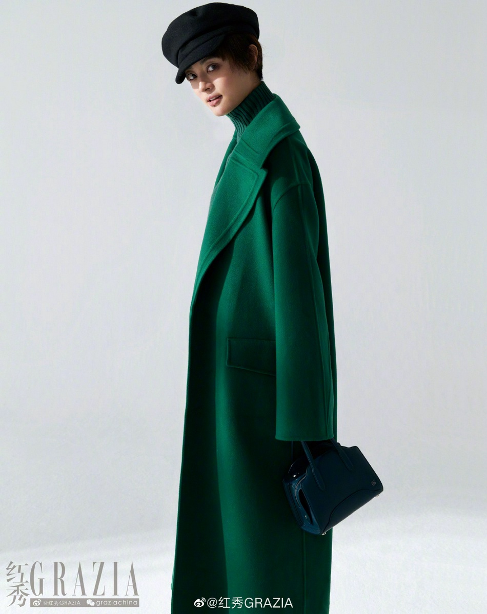 孙俪简约造型演绎成熟魅力写真