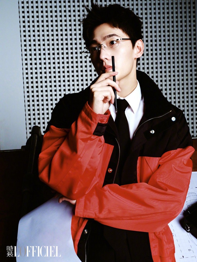 杨洋时装十月刊封面黑白情绪大片