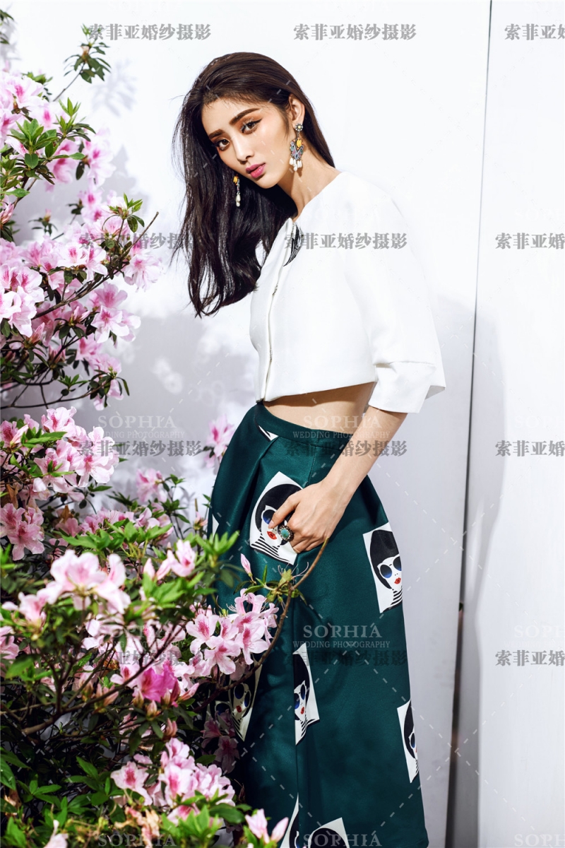 美女嫩模漂亮脸蛋性感身材私拍