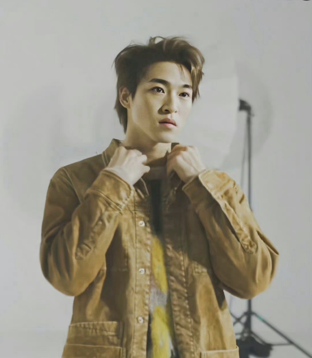 INTO1尼龙十月刊封面大片少年感满满