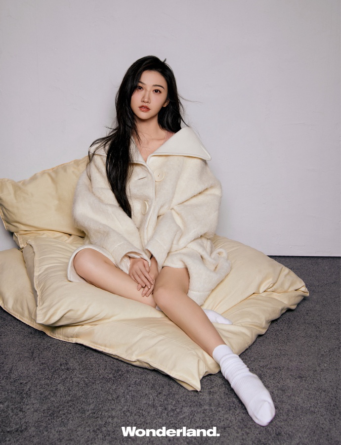 景甜时尚造型百变风格杂志写真