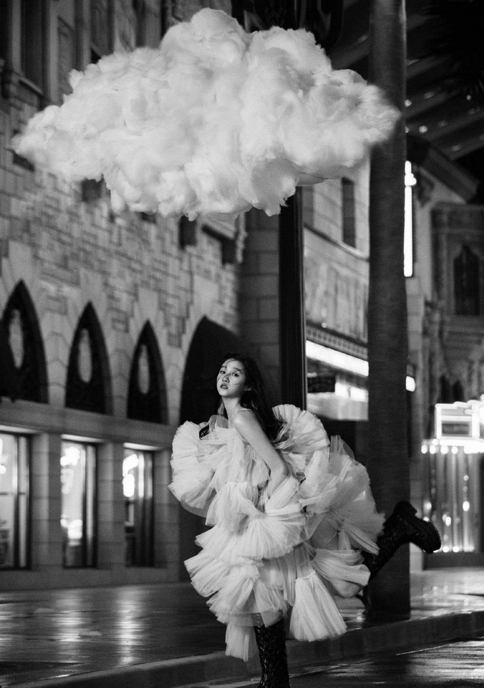 关晓彤体验哈利波特的魔法写真