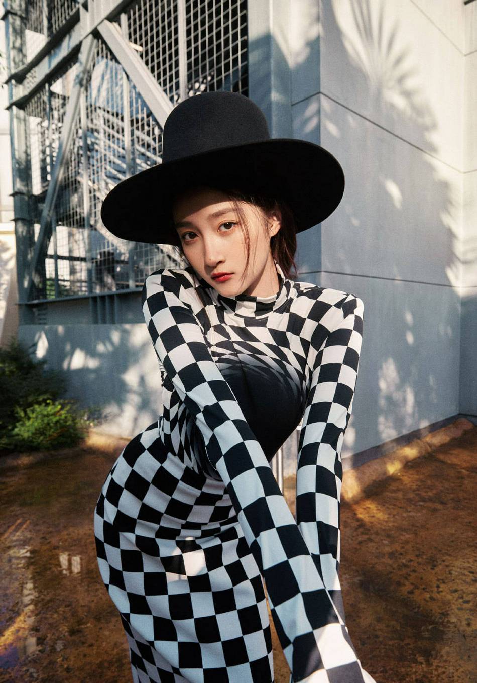 关晓彤体验哈利波特的魔法写真