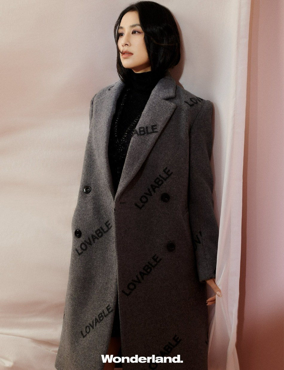 黄圣依吴昕完美诠释冬日时尚写真