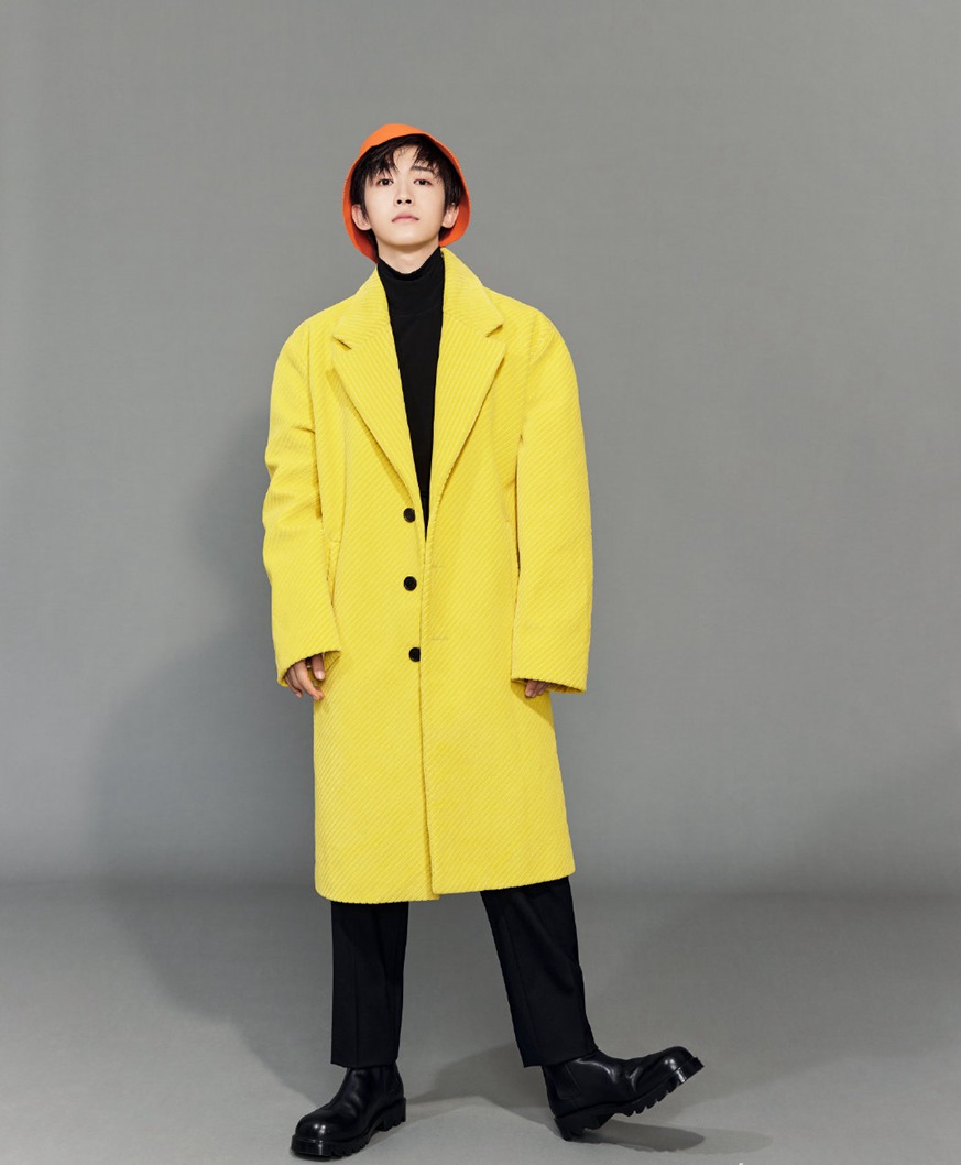 刘宇秋日冷感大片帅气迷人