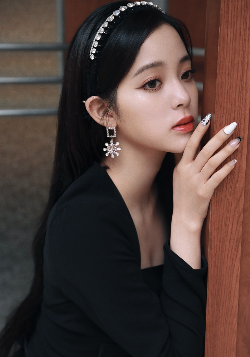 欧阳娜娜千金妆教程化身高贵冷艳千金美照