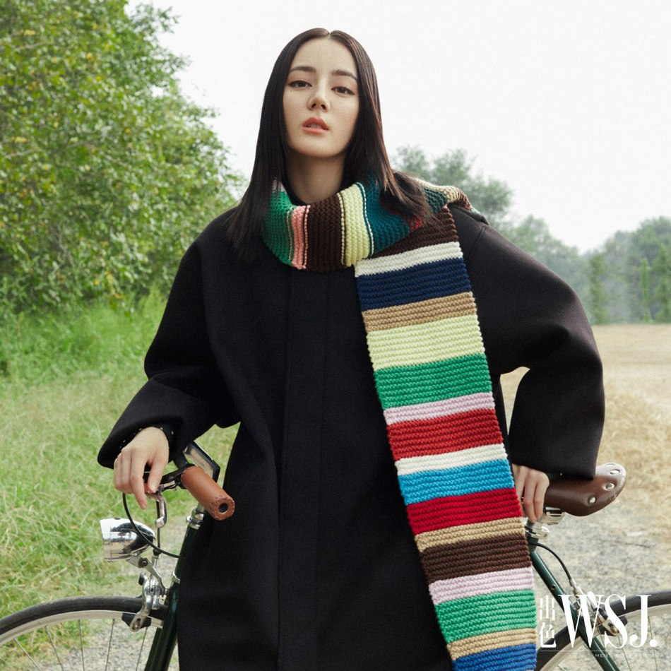 迪丽热巴男友风造型氛围感十足