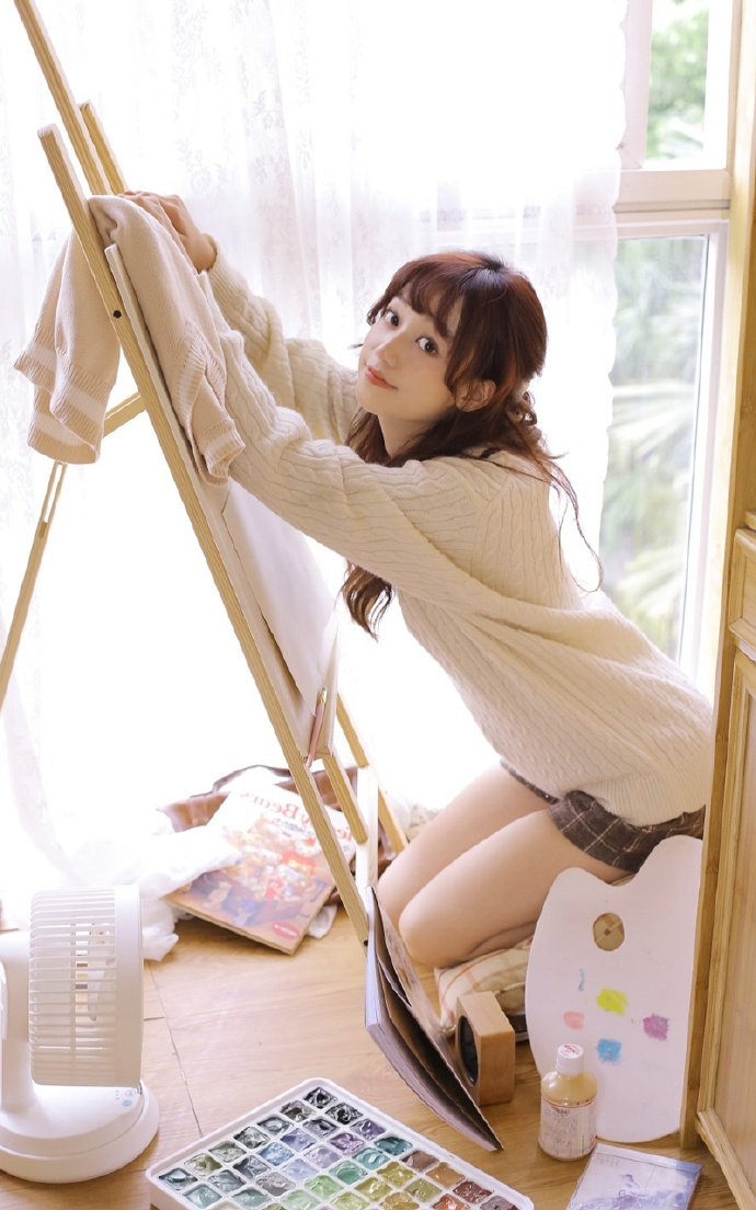 小清新美女白皙大长腿私房写真