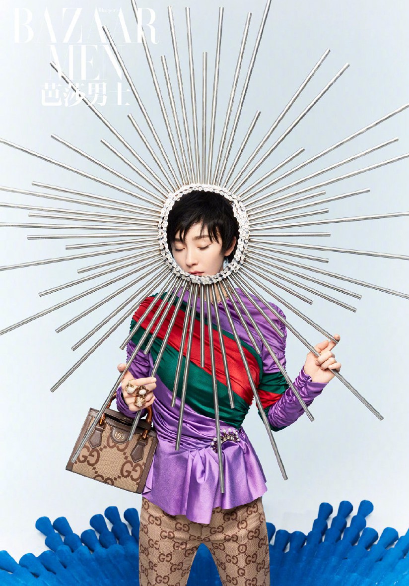 杨幂《芭莎男士》封面飒爽干练短发写真