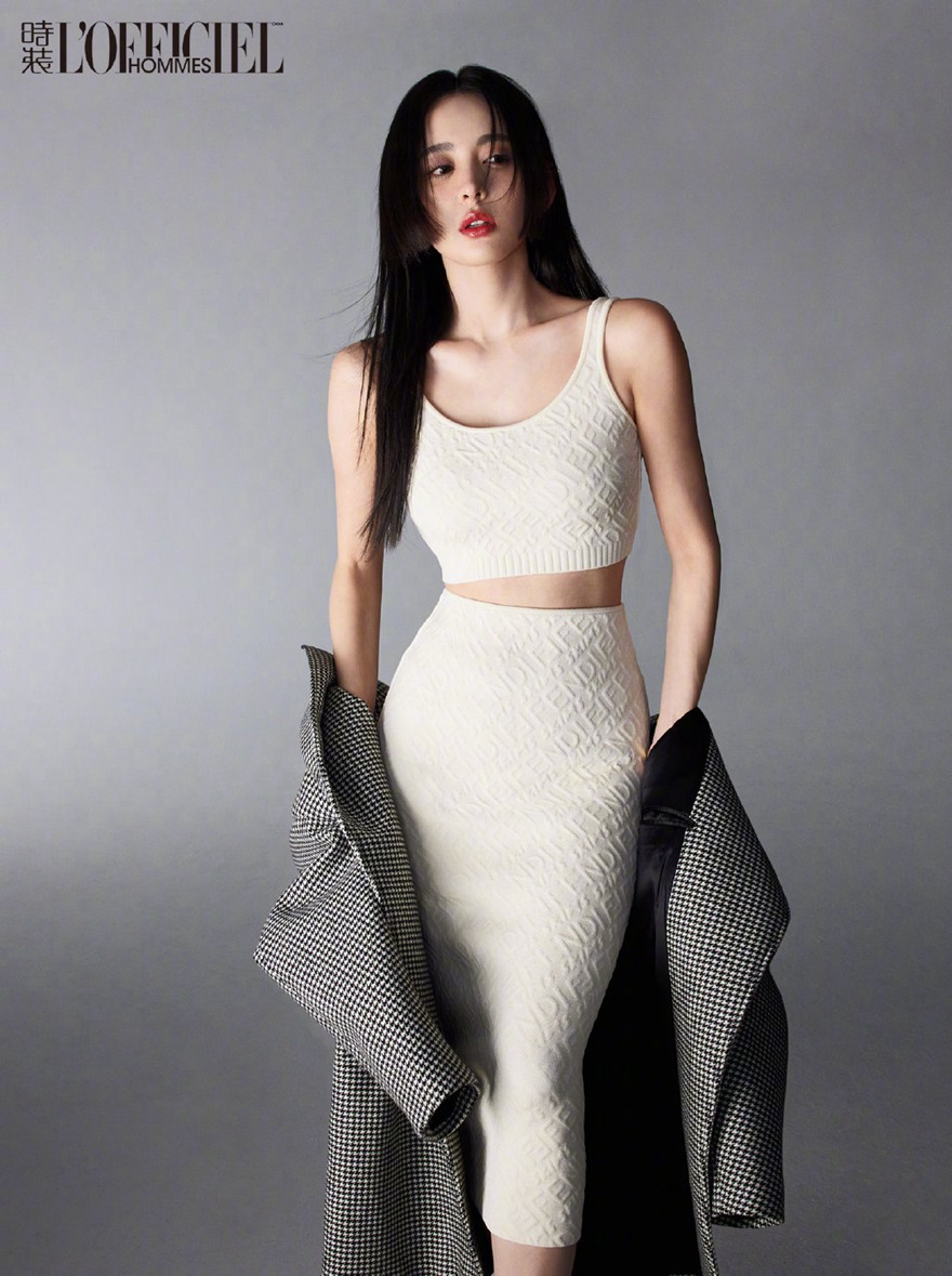 古力娜扎公主切造型封面写真清爽又干练