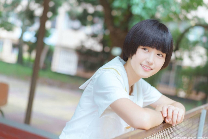 短发学生妹日系jk制服校园写真