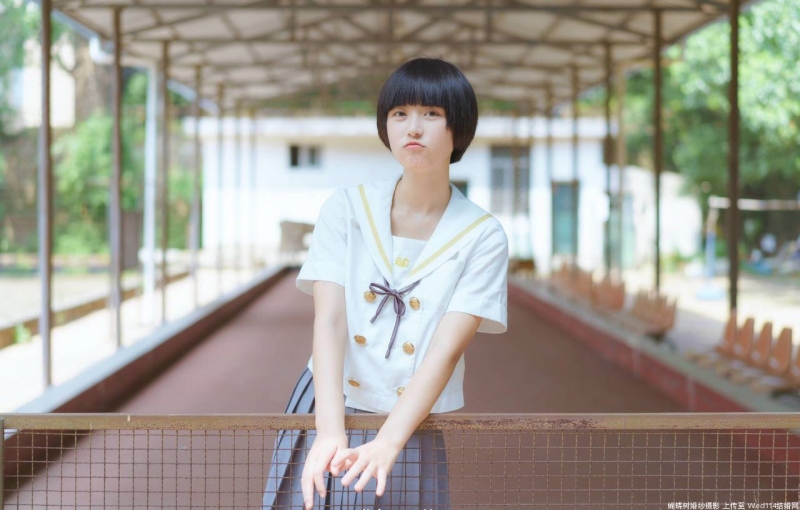 短发学生妹日系jk制服校园写真