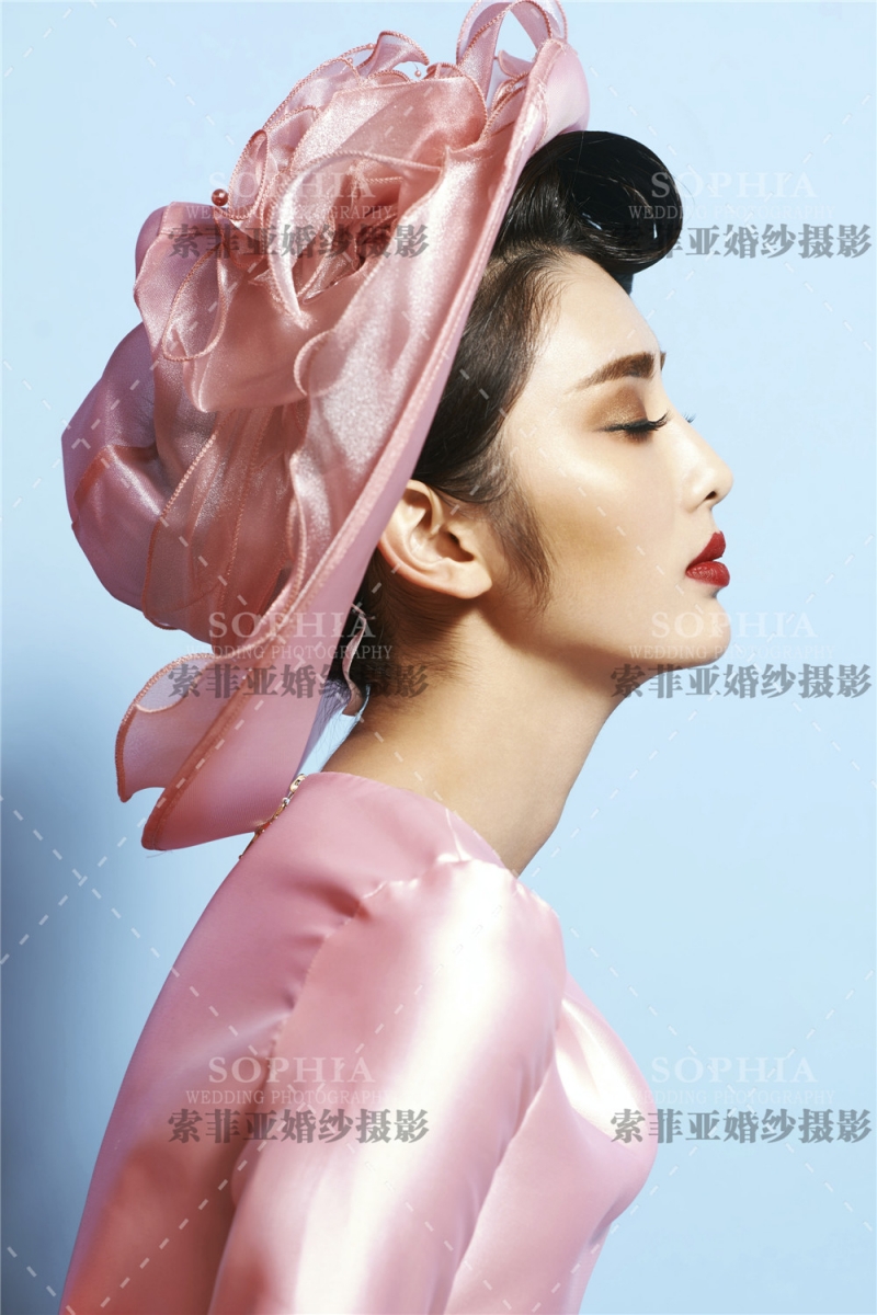 美女御姐红唇雪肤优雅迷人辣图