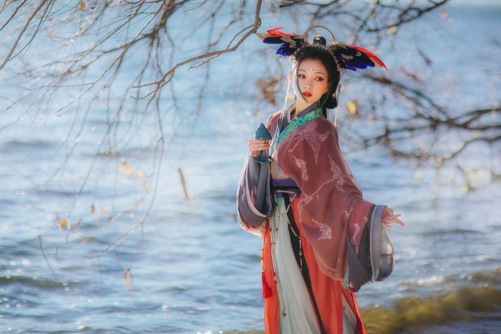 汉服美女精致侧颜唯美古风摄影