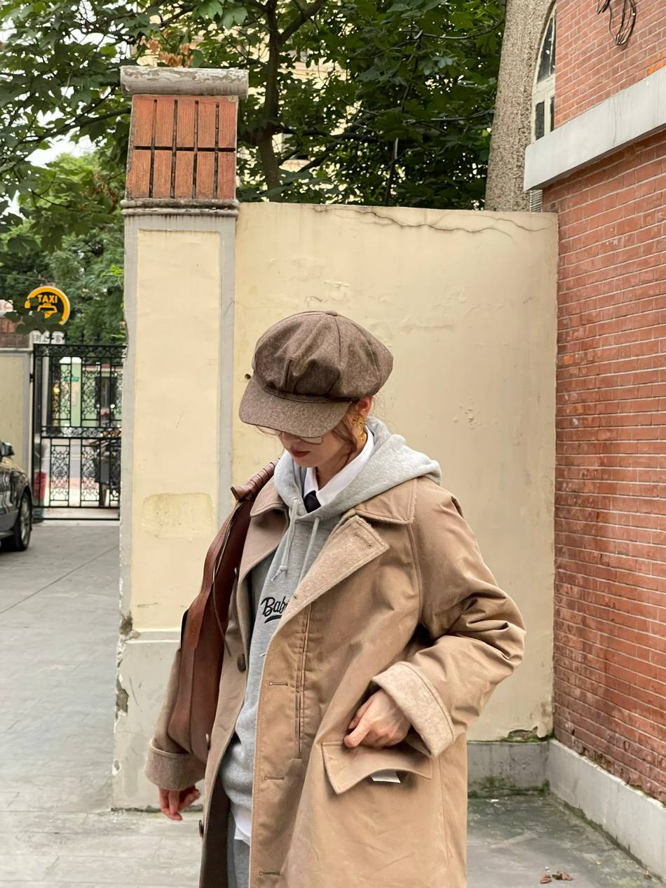 刘诗诗英伦风造型氛围感十足写真