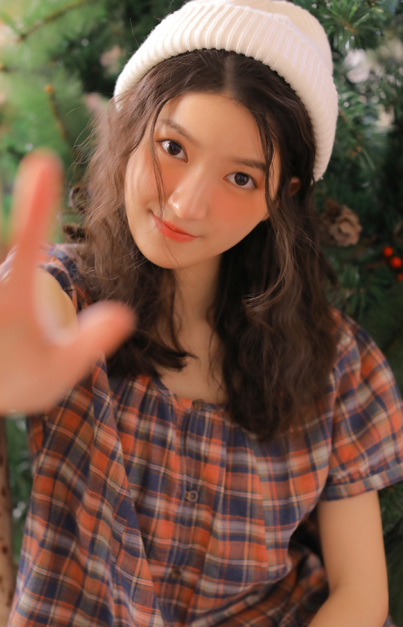 格子短裙美女萝莉白丝美腿写真