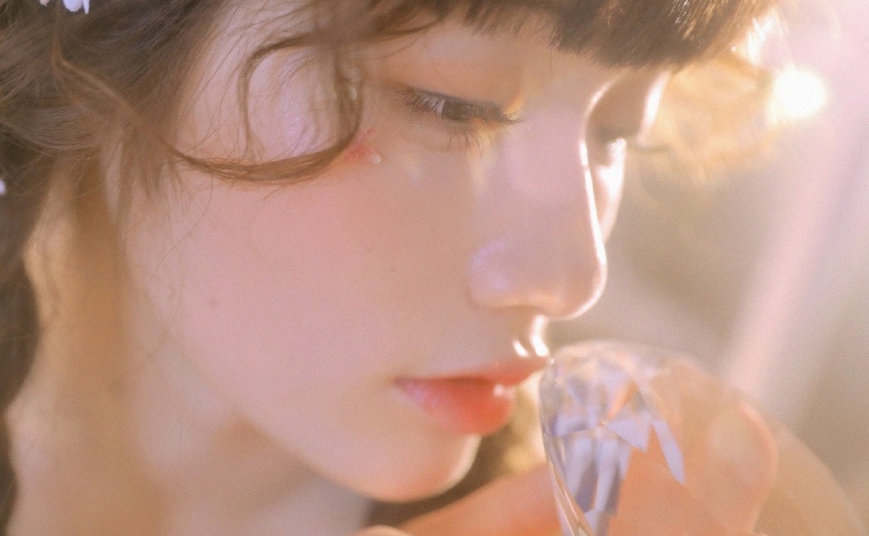 粉嫩小女生光滑牛奶肌私房写真