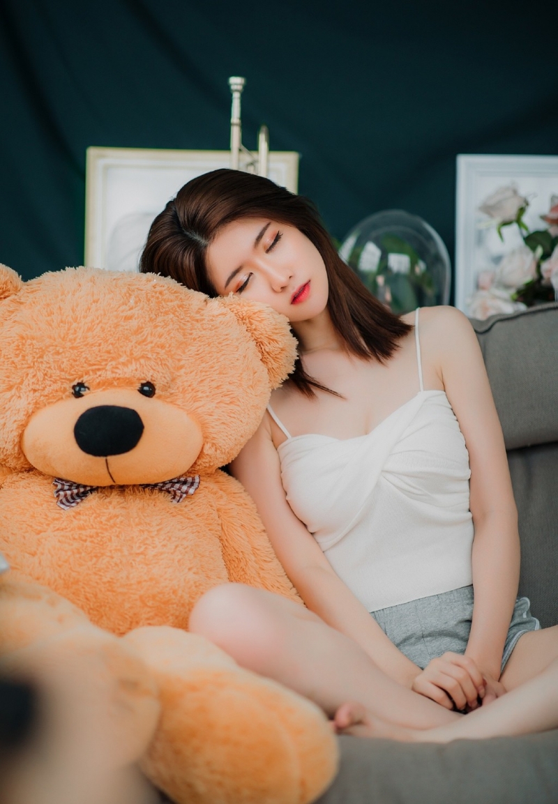 性感大长腿美女傲人事业线热图