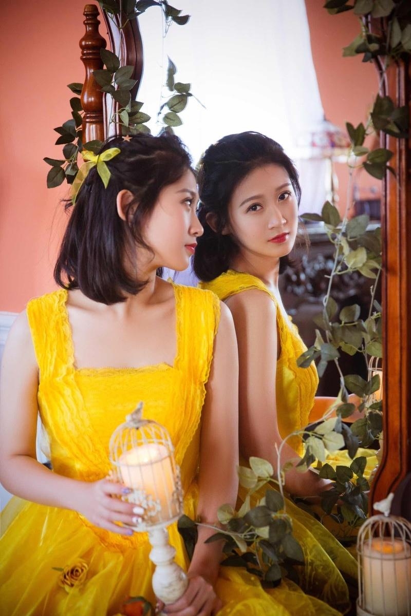 短发美女黄色长裙温柔大方写真
