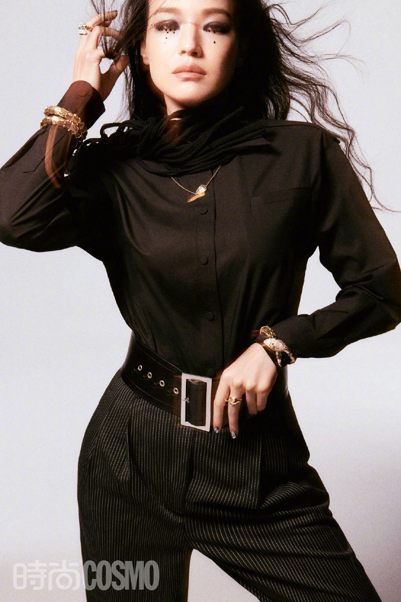 舒淇《时尚cosmo》黑色泪滴酷飒冷艳封面写真