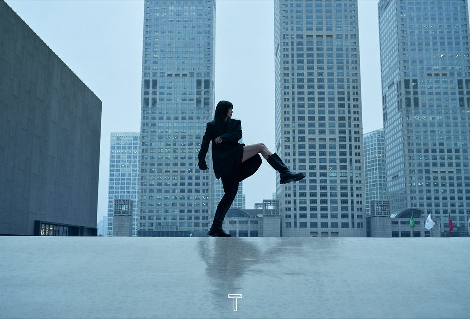 姚晨化身都市女郎故事感十足写真