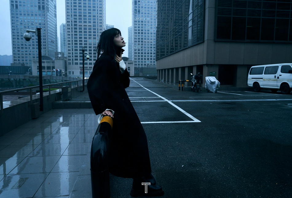 姚晨化身都市女郎故事感十足写真