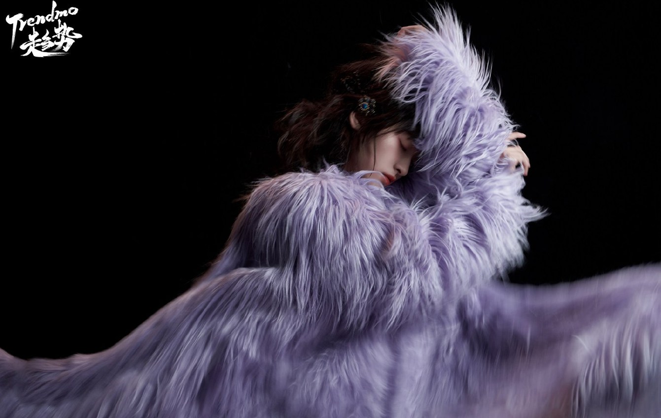 沈月泪痕妆《trendmo》写真易碎感氛围拉满 ​