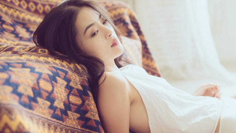 宅男女神妩媚妖娆室内个人写真