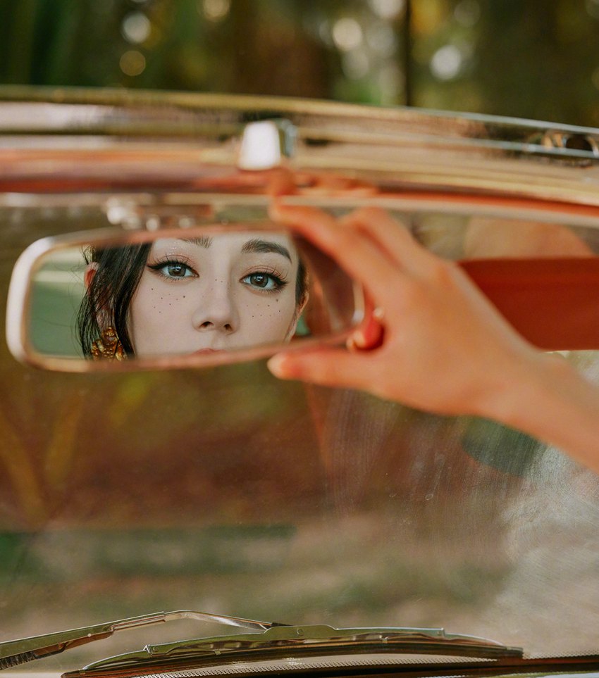 迪丽热巴花仙子红毯造型娇艳迷离胶片风大片